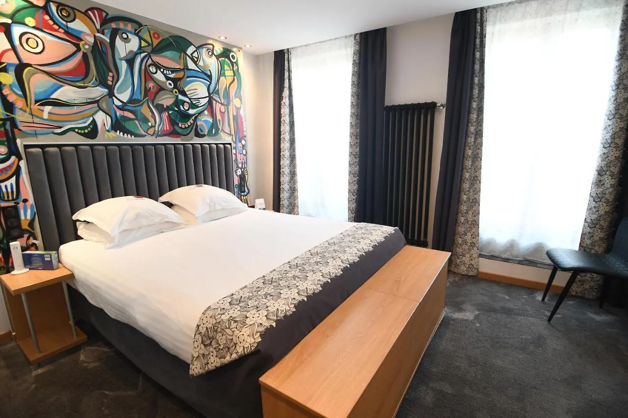 Aida Opera Otel 3*