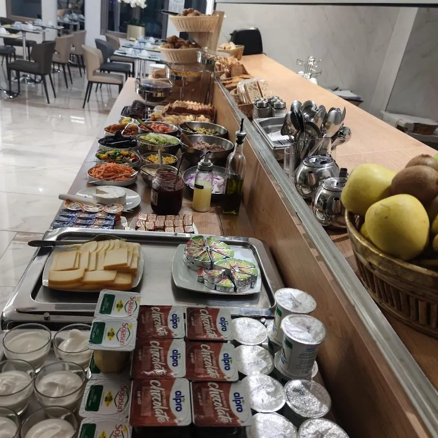 Aida Opera Otel 3*
