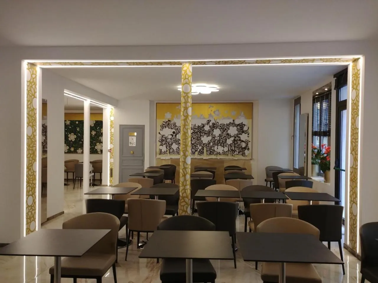 Aida Opera Otel 3*
